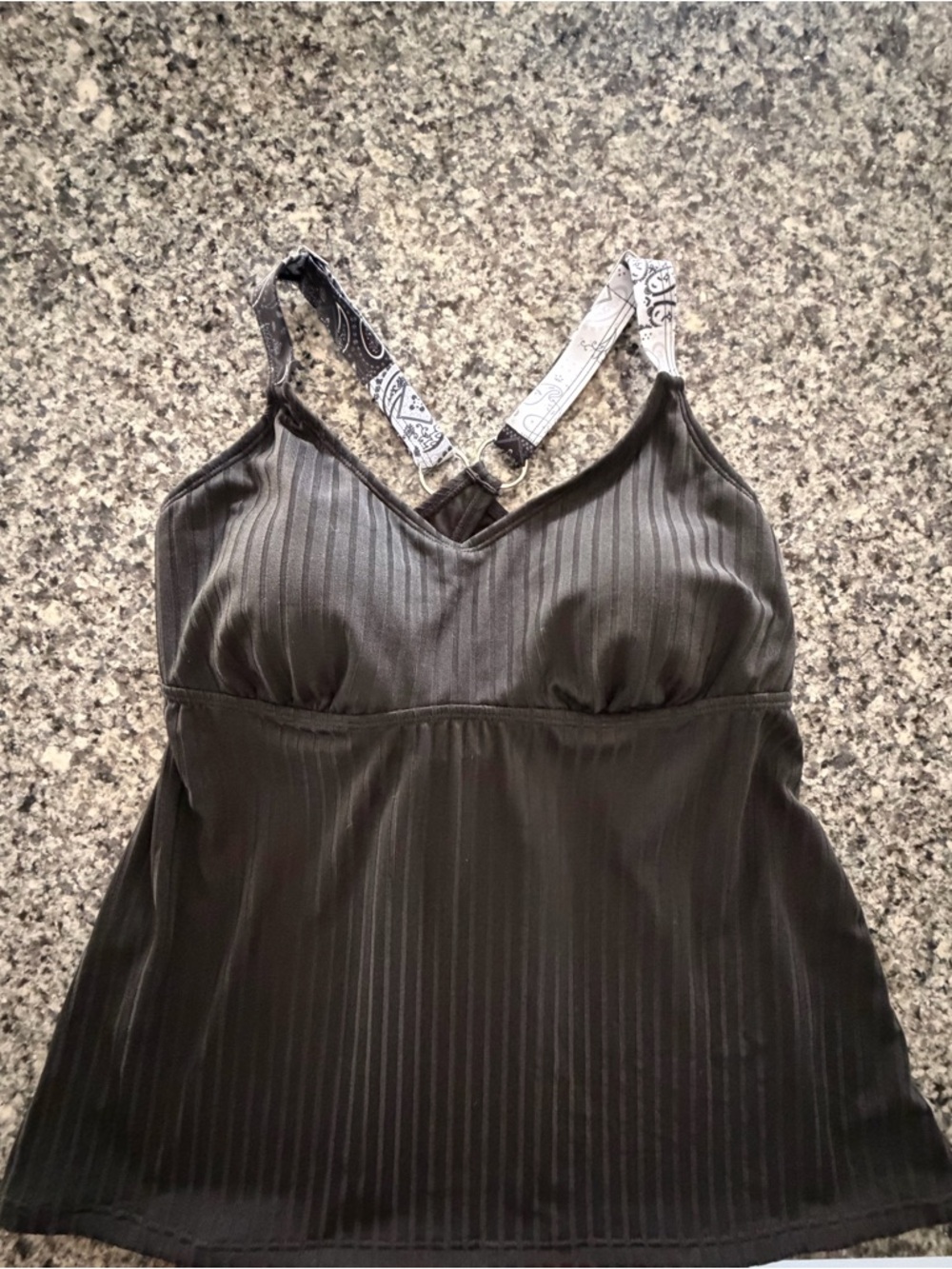 Black ribbed Modlily tanking top with adjustable straps, removable pads Large